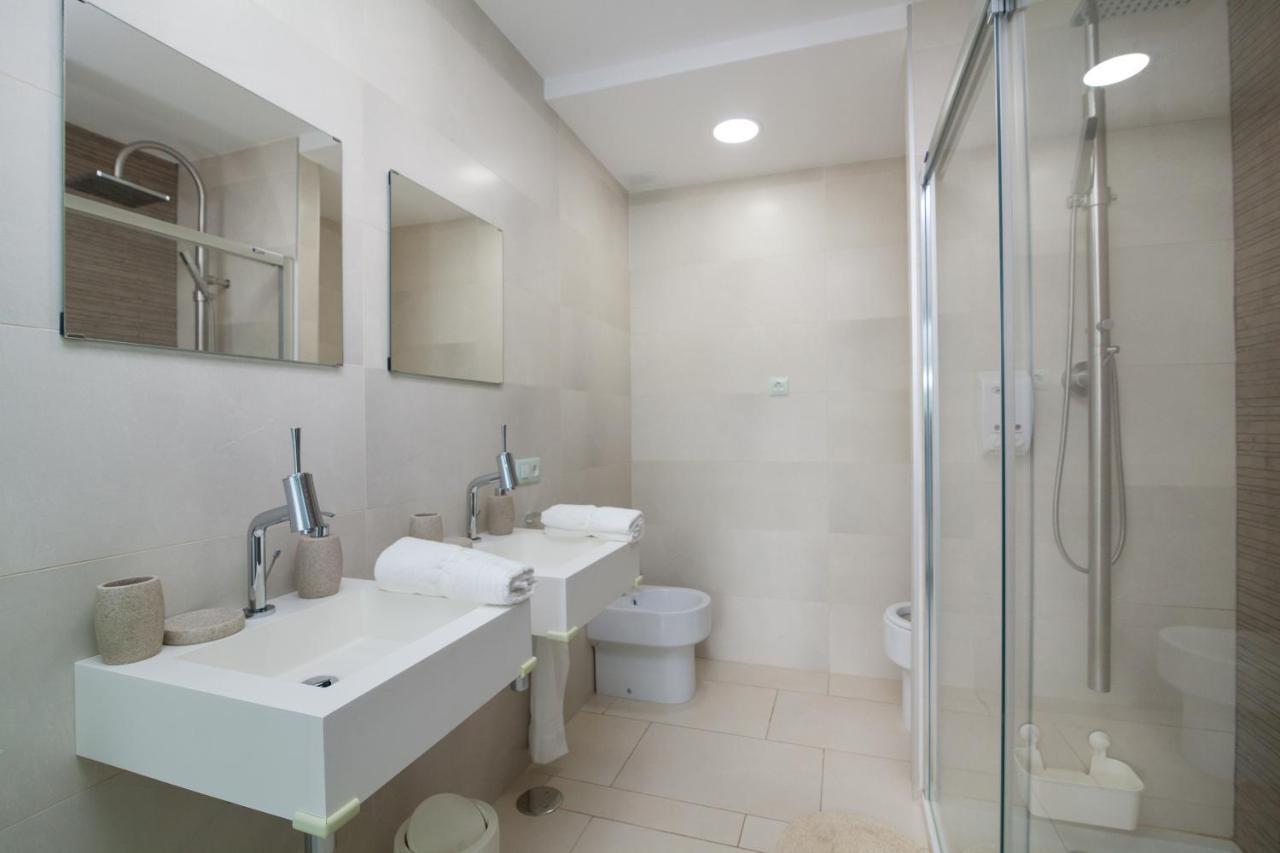 Luxury Avilla Olas - Swimming Pool 85m Long - Garage * Palm-mar